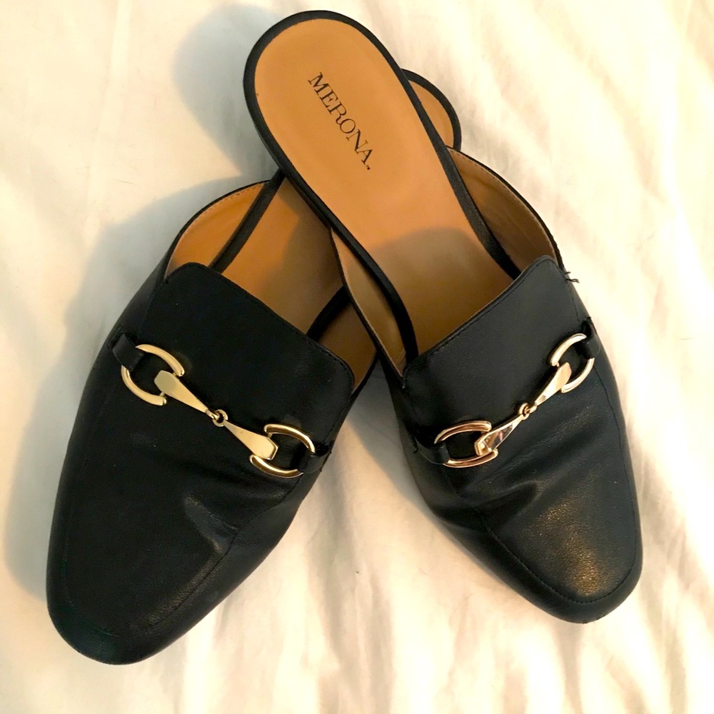 Merona slides.  Black, size 9, VGC.